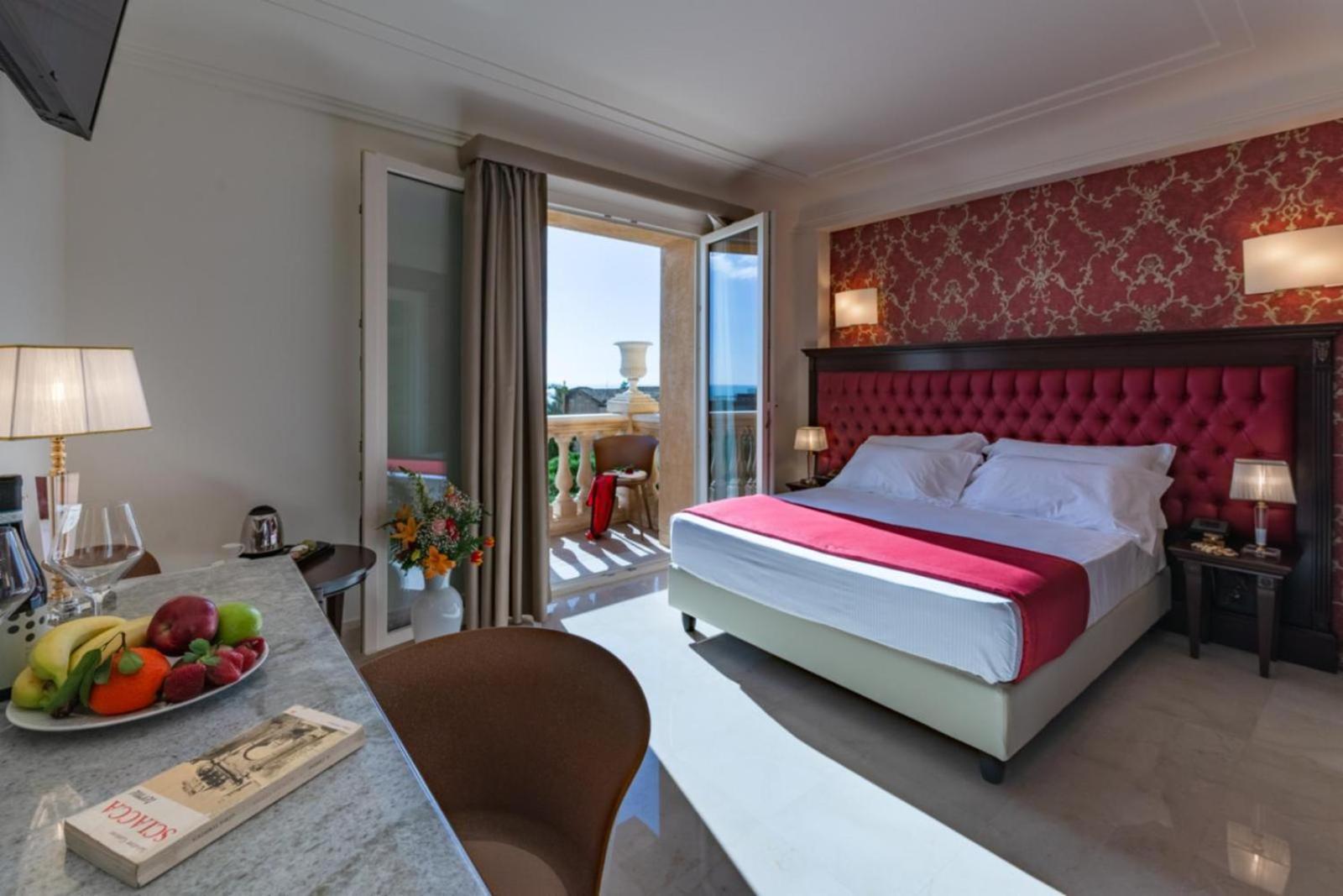 La Paloma Blanca Hotel شاكا المظهر الخارجي الصورة