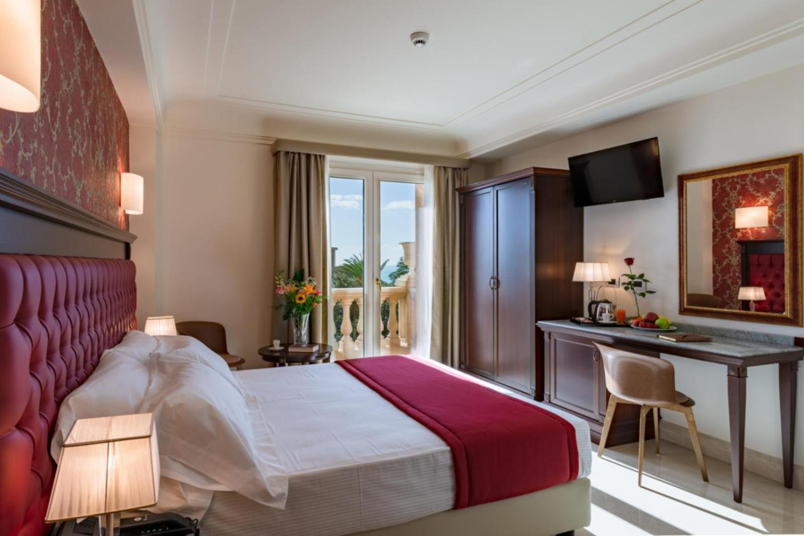 La Paloma Blanca Hotel شاكا المظهر الخارجي الصورة