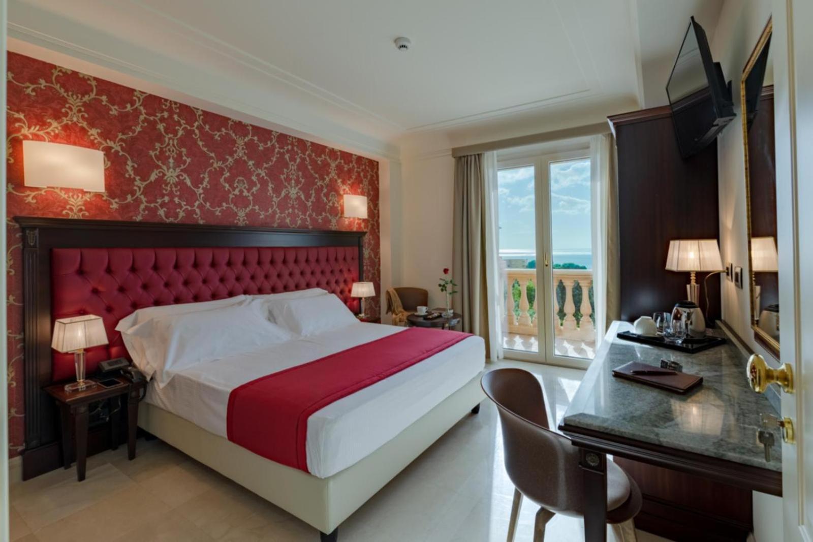 La Paloma Blanca Hotel شاكا المظهر الخارجي الصورة
