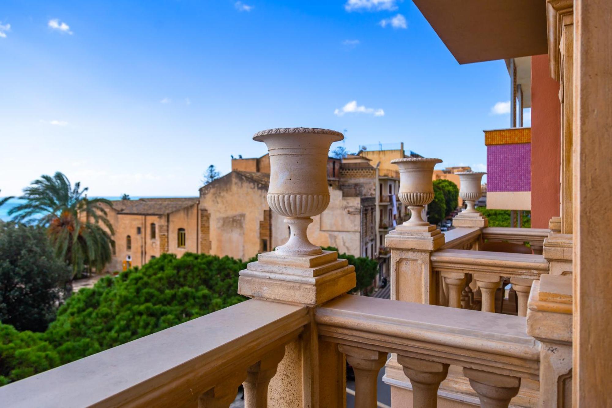 La Paloma Blanca Hotel شاكا المظهر الخارجي الصورة